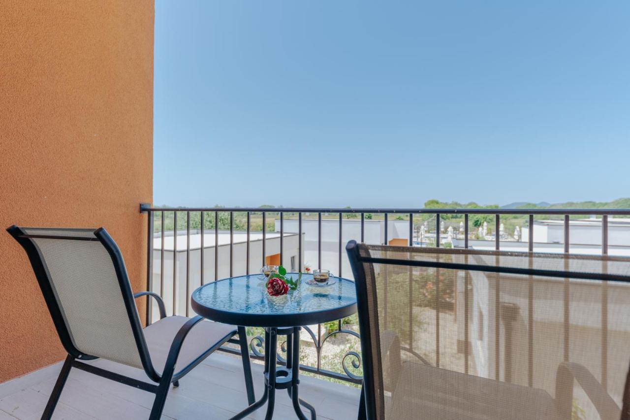 Imperial Resort Ulcinj Exterior photo